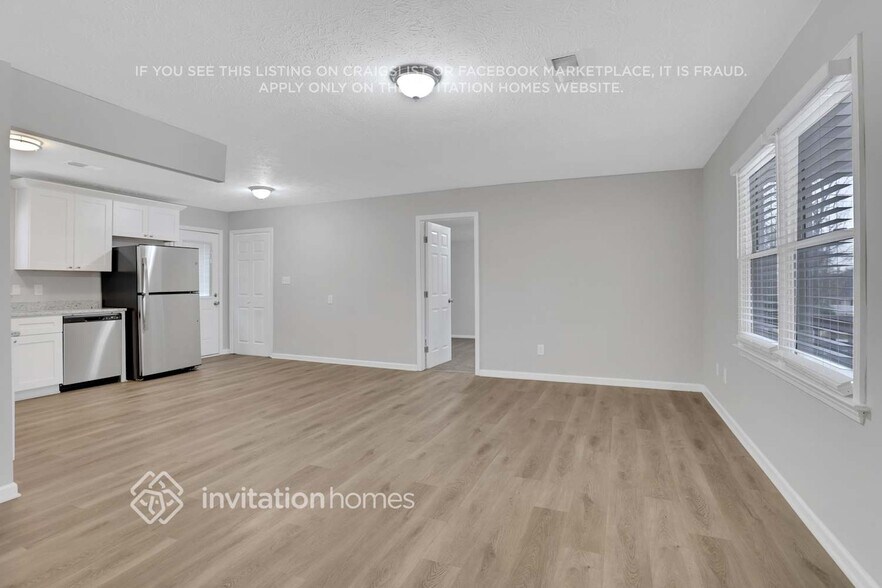 Building Photo - 76 Sweetwater Way