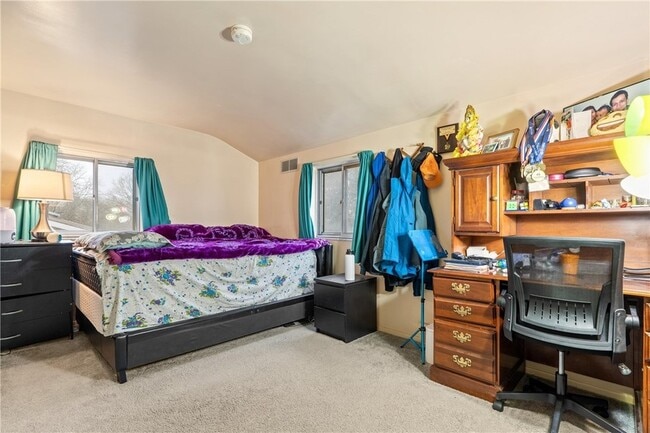 Building Photo - 485 Milbeth Dr