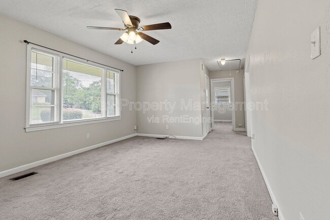 Building Photo - 133 Belair Rd