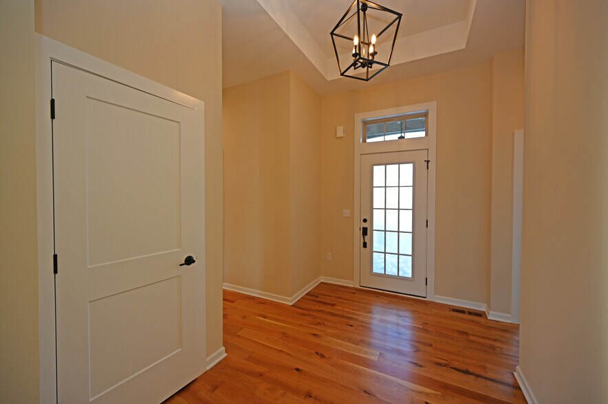 Building Photo - 1617 Belmont Ln