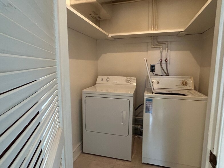 washer & dryer in home - 2071 Tulpehocken Rd