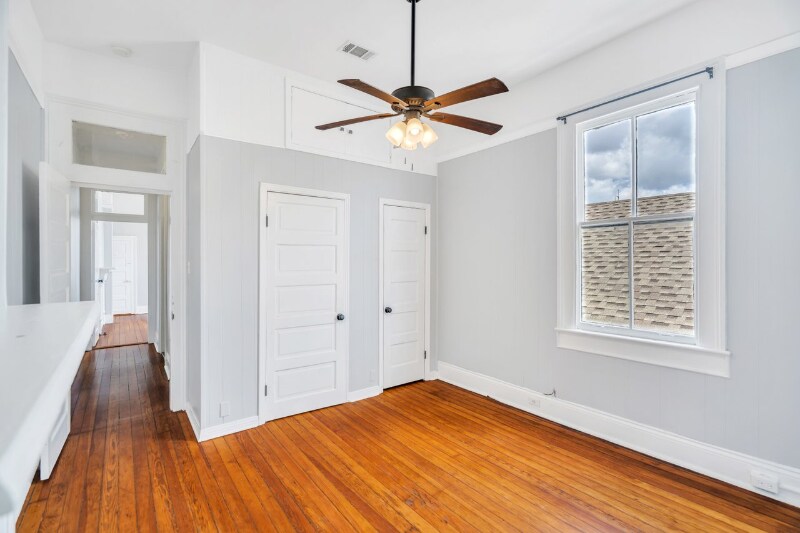 Building Photo - 2331 Ursulines Ave