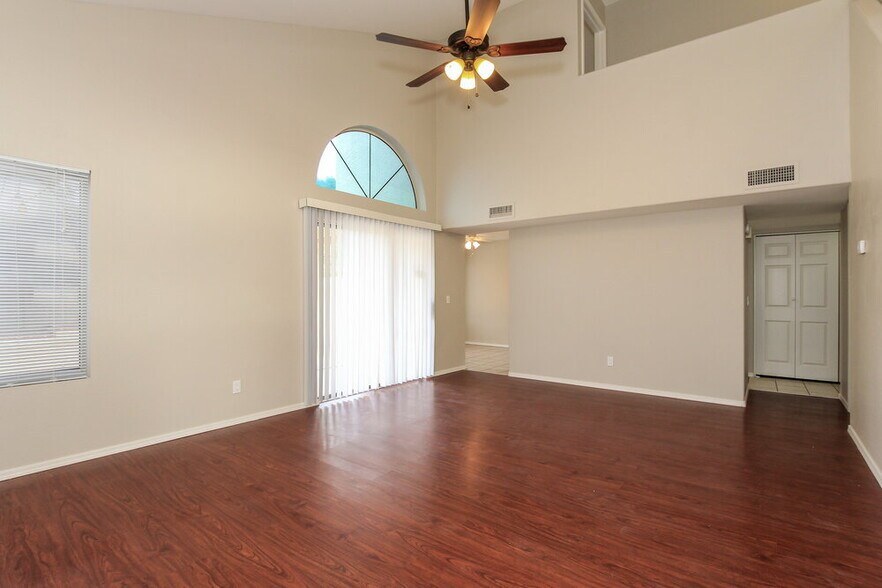 Building Photo - 3630 W Escuda Dr