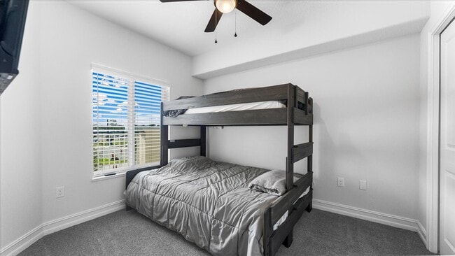 Building Photo - 1825 Riverside Dr