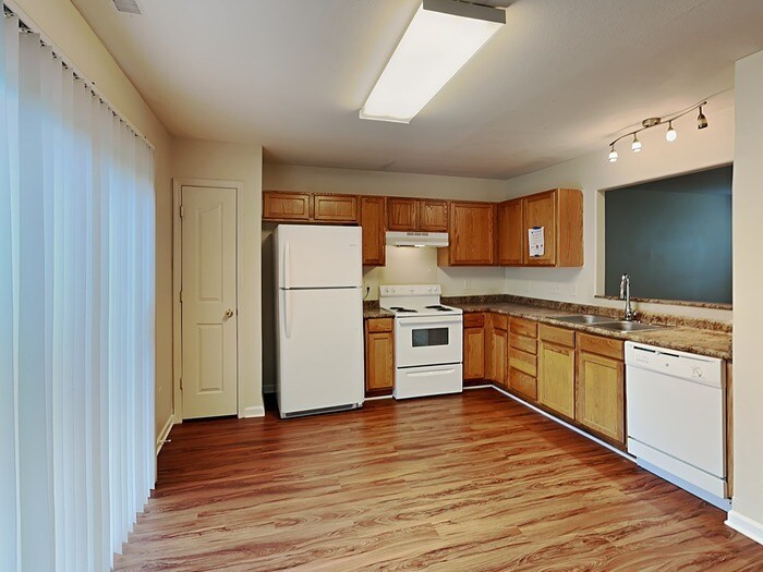 Building Photo - 2727 Oasis Ln