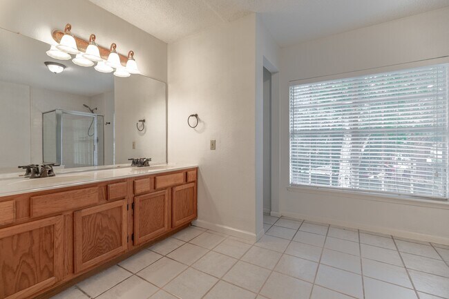 Building Photo - 1026 Cheyenne Meadows Dr