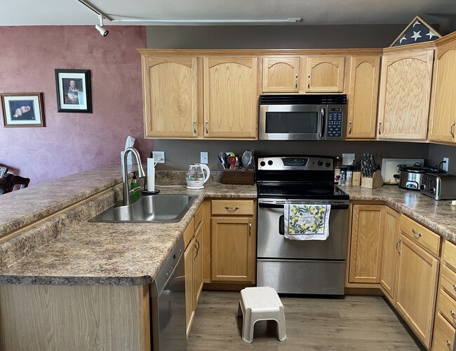 Building Photo - 415 Washington Ave