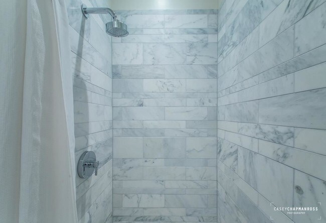 Building Photo - 210 Lavaca St