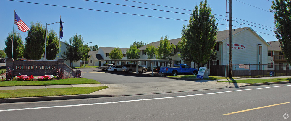 Building Photo - Columbus Village