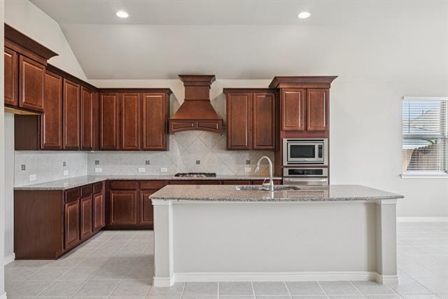 Building Photo - 924 Lake Cypress Ln