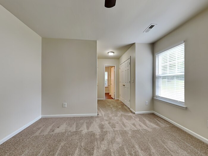 Building Photo - 3214 Westerwood Dr