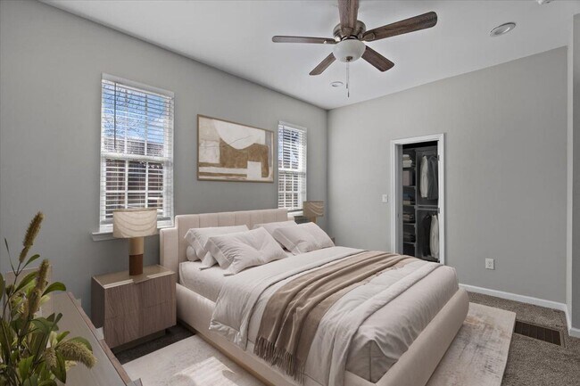 Building Photo - 1205 Forest Ave