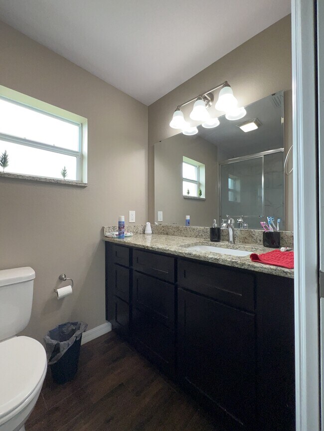 Building Photo - 1206 Venus Loop