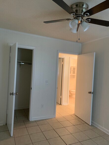 Bedroom 2 + closet - 1713 Burney Branch Dr