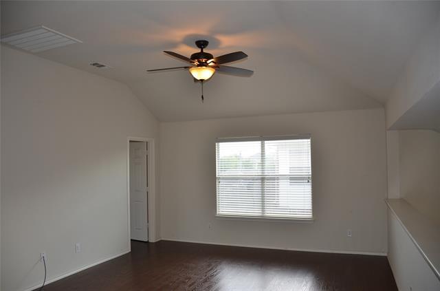 Building Photo - 3305 Ocean Dr