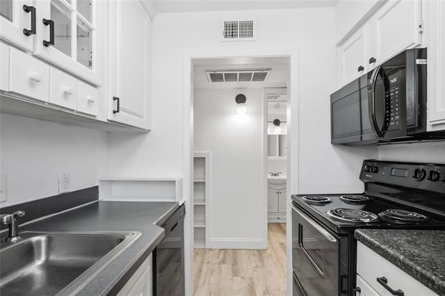 Building Photo - 2729 Hurstview Dr
