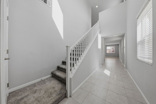 Building Photo - Southwest Gem! 3BR + Loft, Smart Home, Low-Maintenance Paver Patio