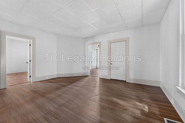 Building Photo - 502 Cottage Ave