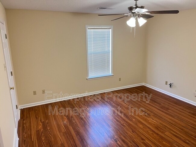 Building Photo - 4155 Tunbridge Pl