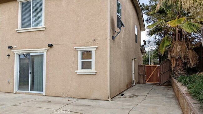 Building Photo - 31941 Honeysuckle Ct