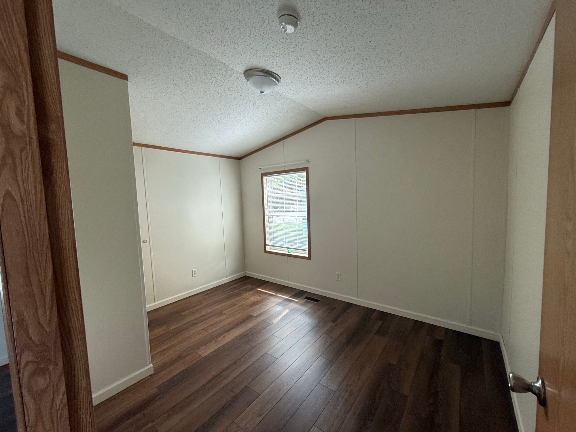 Building Photo - 14 Alflo Cir