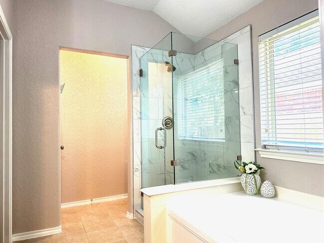 Building Photo - 82 S Star Ridge Cir