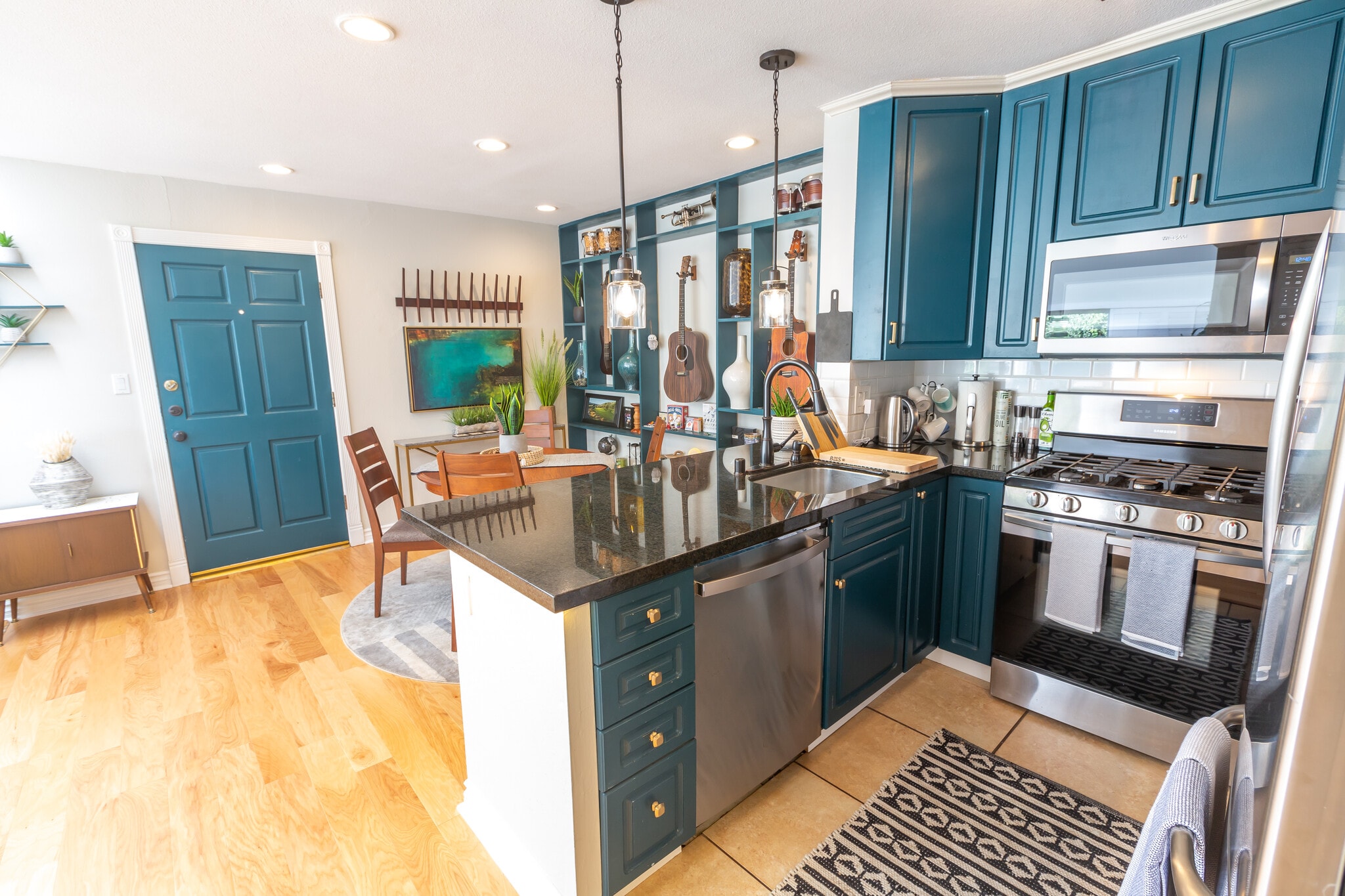 Building Photo - 5700 Etiwanda Ave