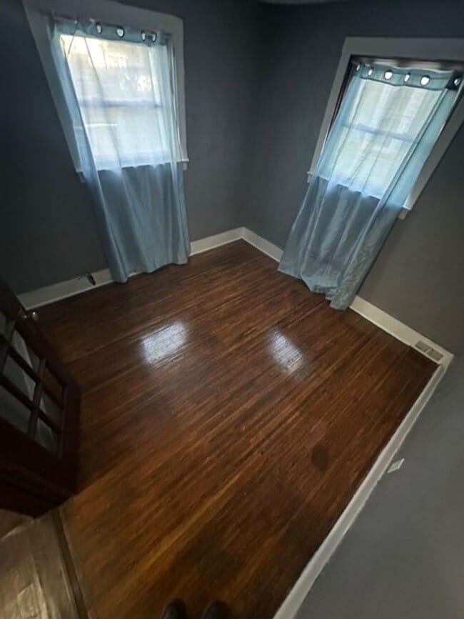 Building Photo - 268 Ave. C