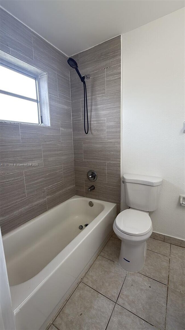 Building Photo - 8075 SW 73rd Ave