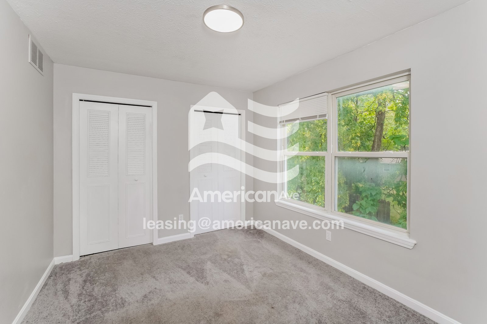 Building Photo - 2116 Griffiths Ave