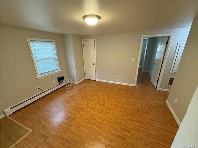 Building Photo - 3 McCafferty Pl