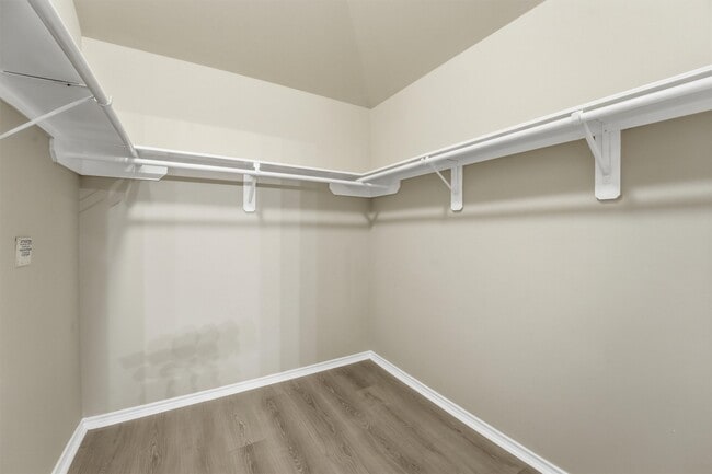 Building Photo - 20931 Hamlet Ridge Ln