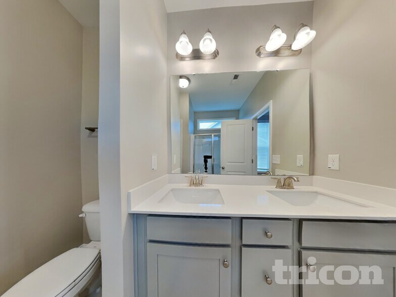 Building Photo - 107 Brodie Rose Landing Way
