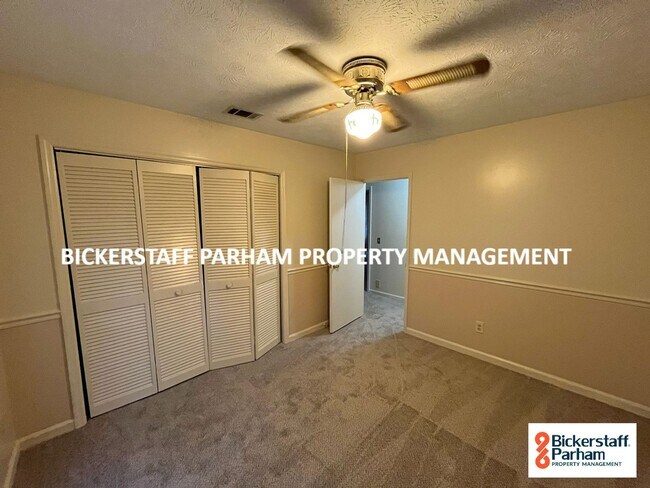 Building Photo - Located in Northern Columbus!