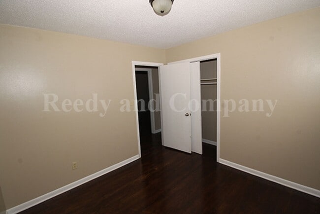 Building Photo - 4558 Almo Ave