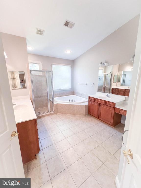 Building Photo - 18234 Cypress Point Terrace