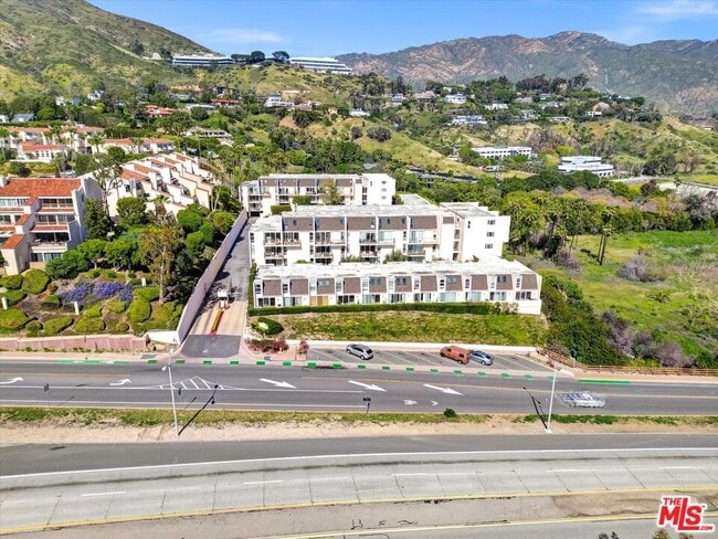 Building Photo - 23901 Civic Center Way