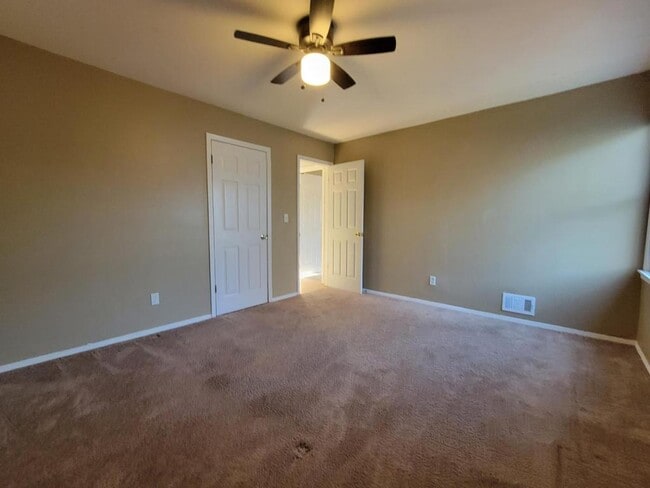 Building Photo - 62 Seabreeze Way