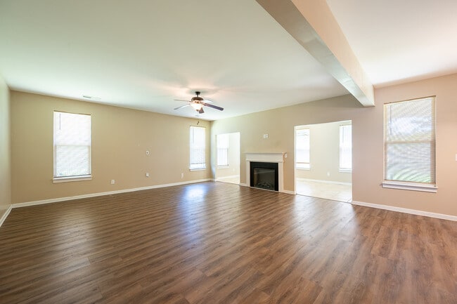 Building Photo - 1126 Fawn Forest Rd