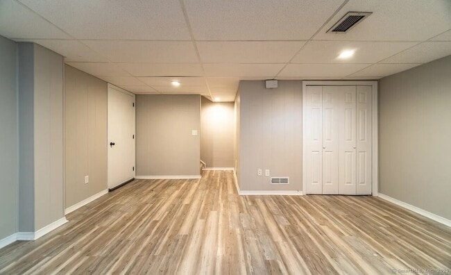 Building Photo - 154 Brittany Farms Rd