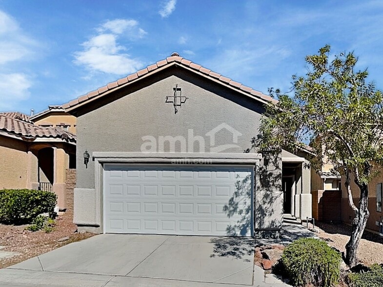 Primary Photo - 8802 Salvestrin Point Ave