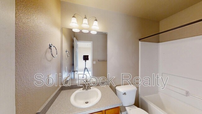 Building Photo - 4943 Rusty Nail Point