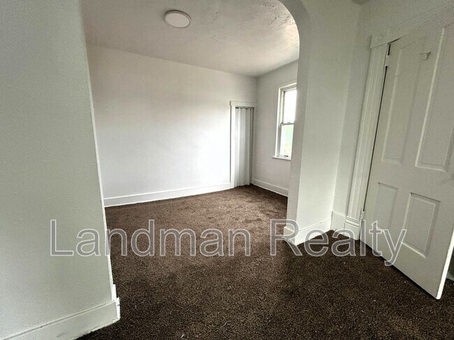 Primary Photo - 617 9th St