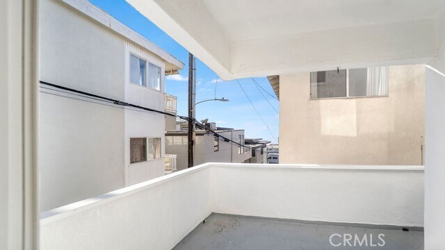 Building Photo - 218 15th St