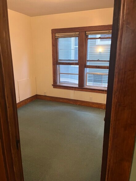 Building Photo - 1212 Vilas Ave