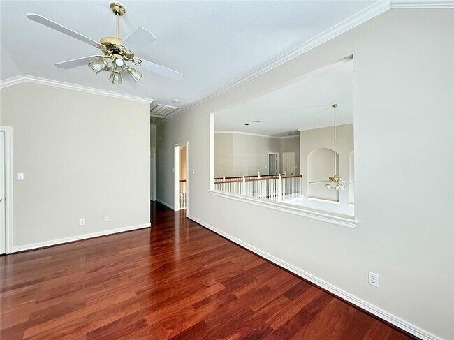 Building Photo - 4707 Gladesdale Park Ln