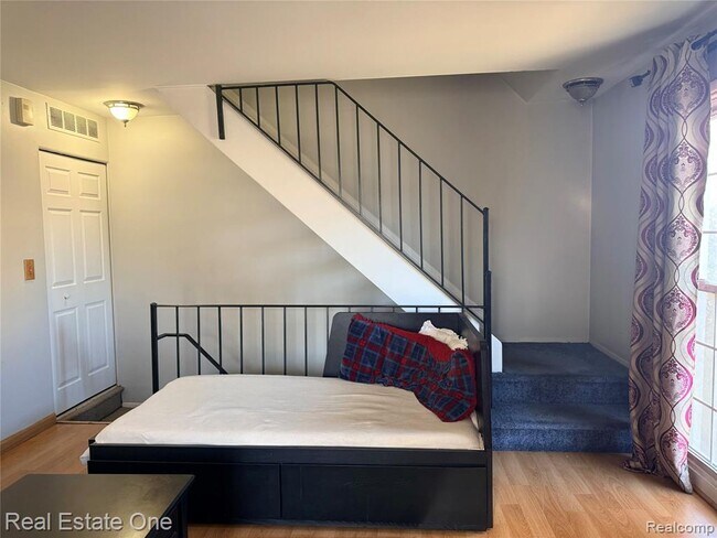 Building Photo - 23677 Stonehenge Blvd