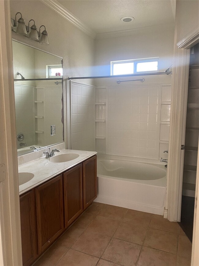 Building Photo - 14434 Summer Garden Dr