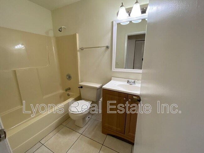 Building Photo - 431 Hancock Bridge Pkwy