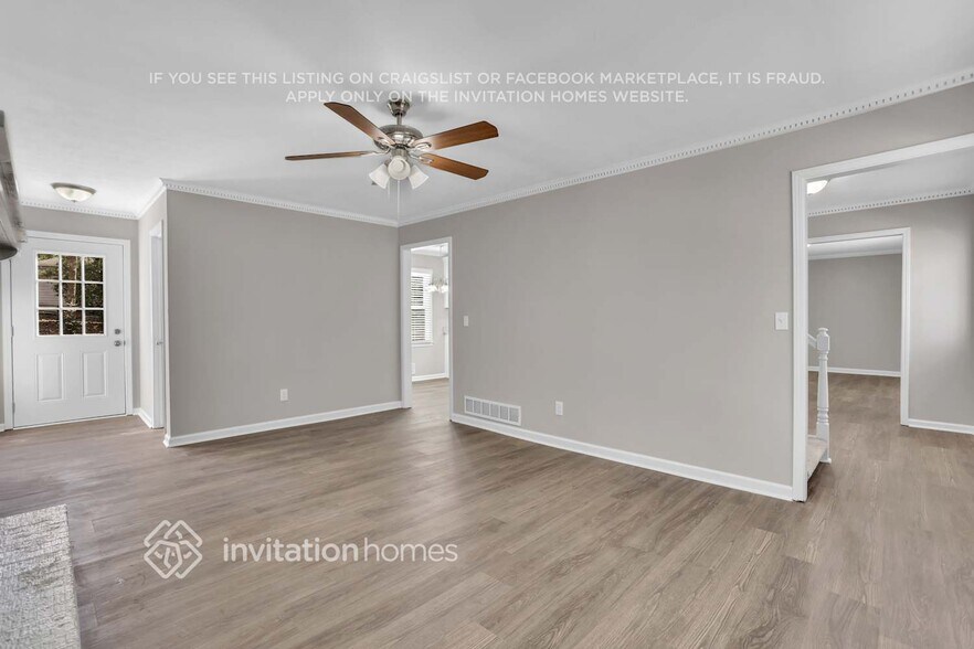 Building Photo - 841 Sugar Creek Way SE